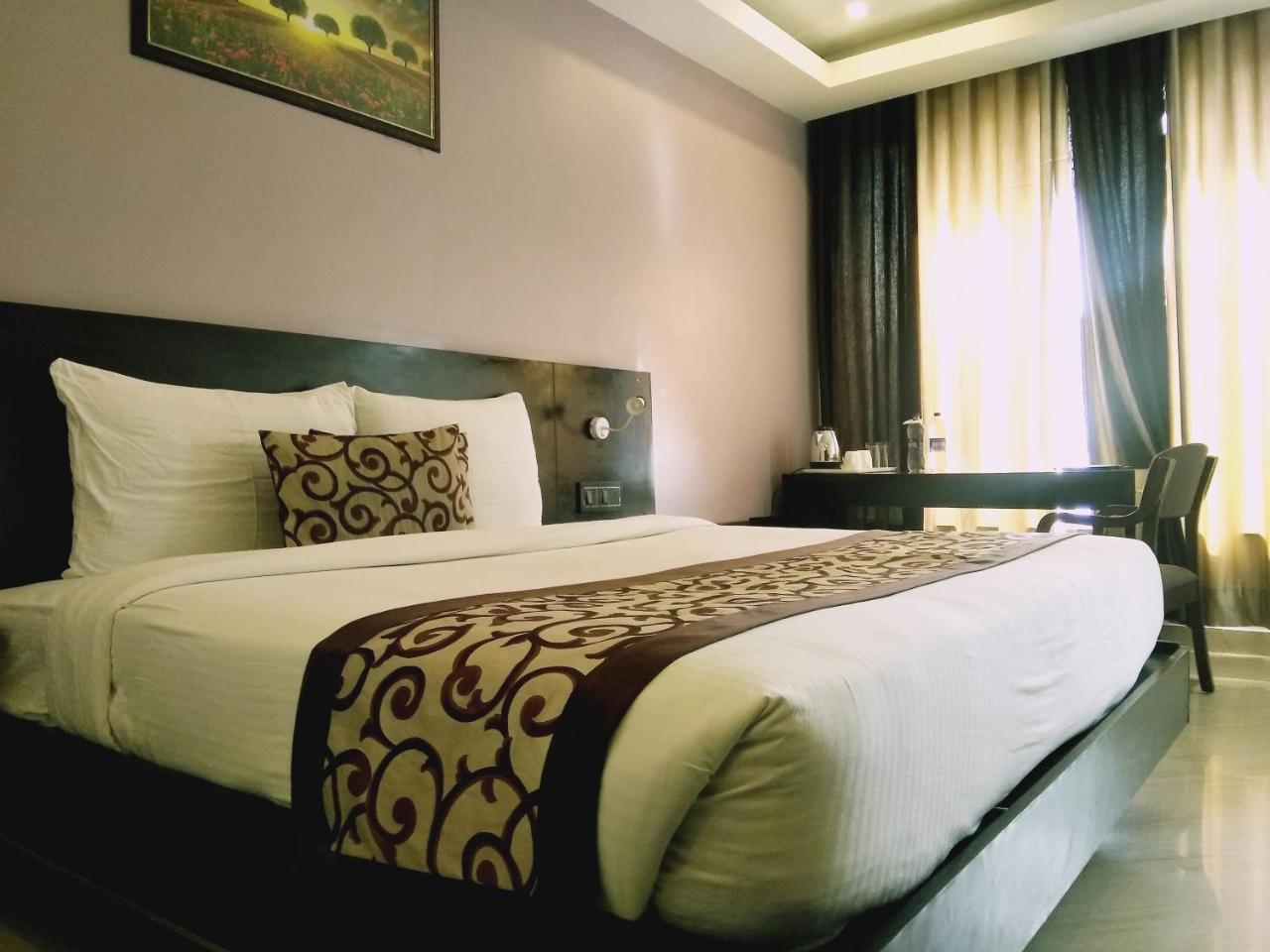 Vijay Paradise Lucknow Exterior foto